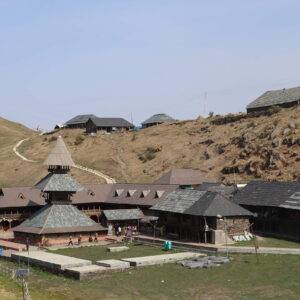 prashar_rishi_temple